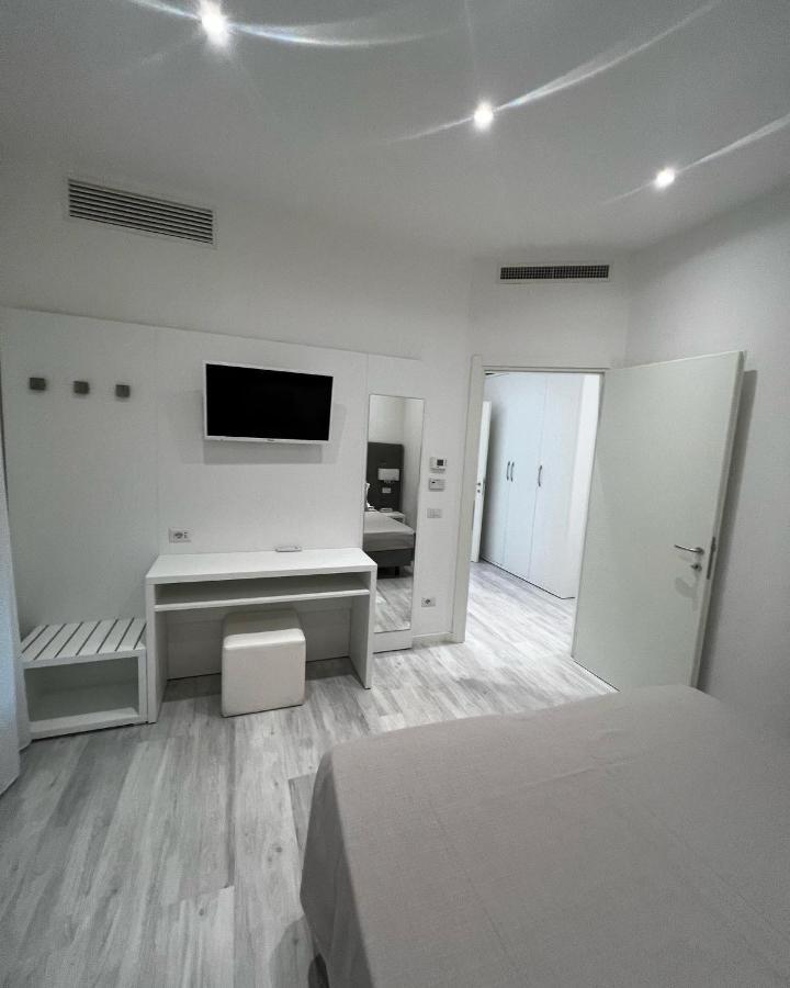 Hotel Ardea Riccione Exterior foto