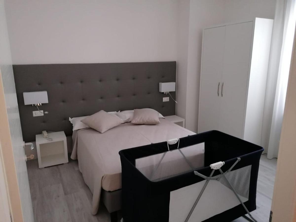Hotel Ardea Riccione Exterior foto